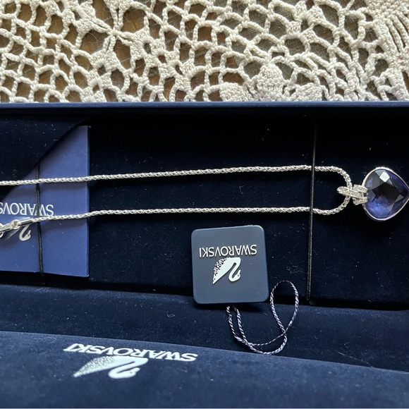 Swarovski purple heart necklace - Picture 5 of 5
